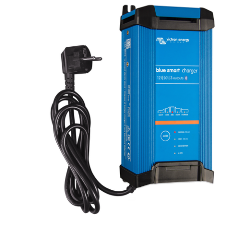 Victron Blue Smart IP22 (Type: 12V/20A - 3 Uitgangen) | Victron