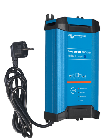 Victron Blue Smart IP22 (Type: 12V/30A - 1 Uitgang) | Victron