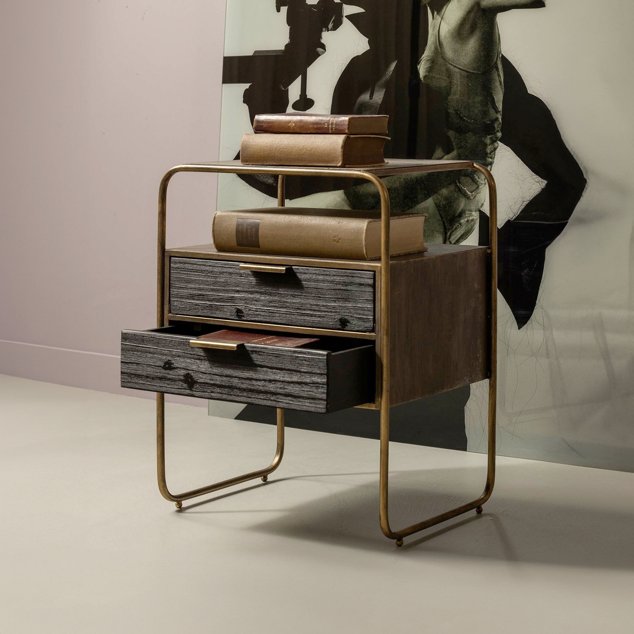 WOOOD Nachtkastje/Ladekast Polite Met 2 lades - Antique Brass - BePureHome | WOOOD