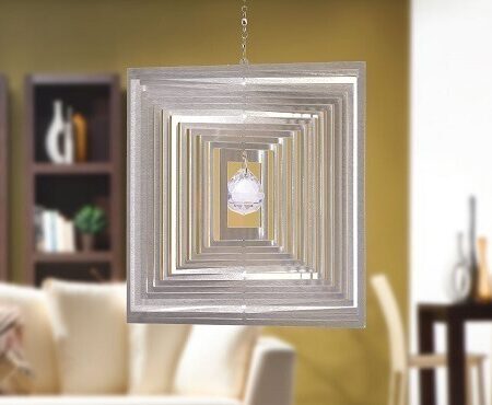 Wind spinner vierkant met kristal | Illumino