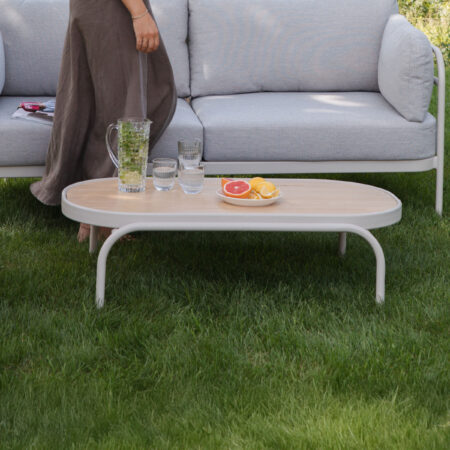 Zuiver Outdoor Ovale Salontafel Vista 110 x 62cm - Beige - Ovaal | Zuiver