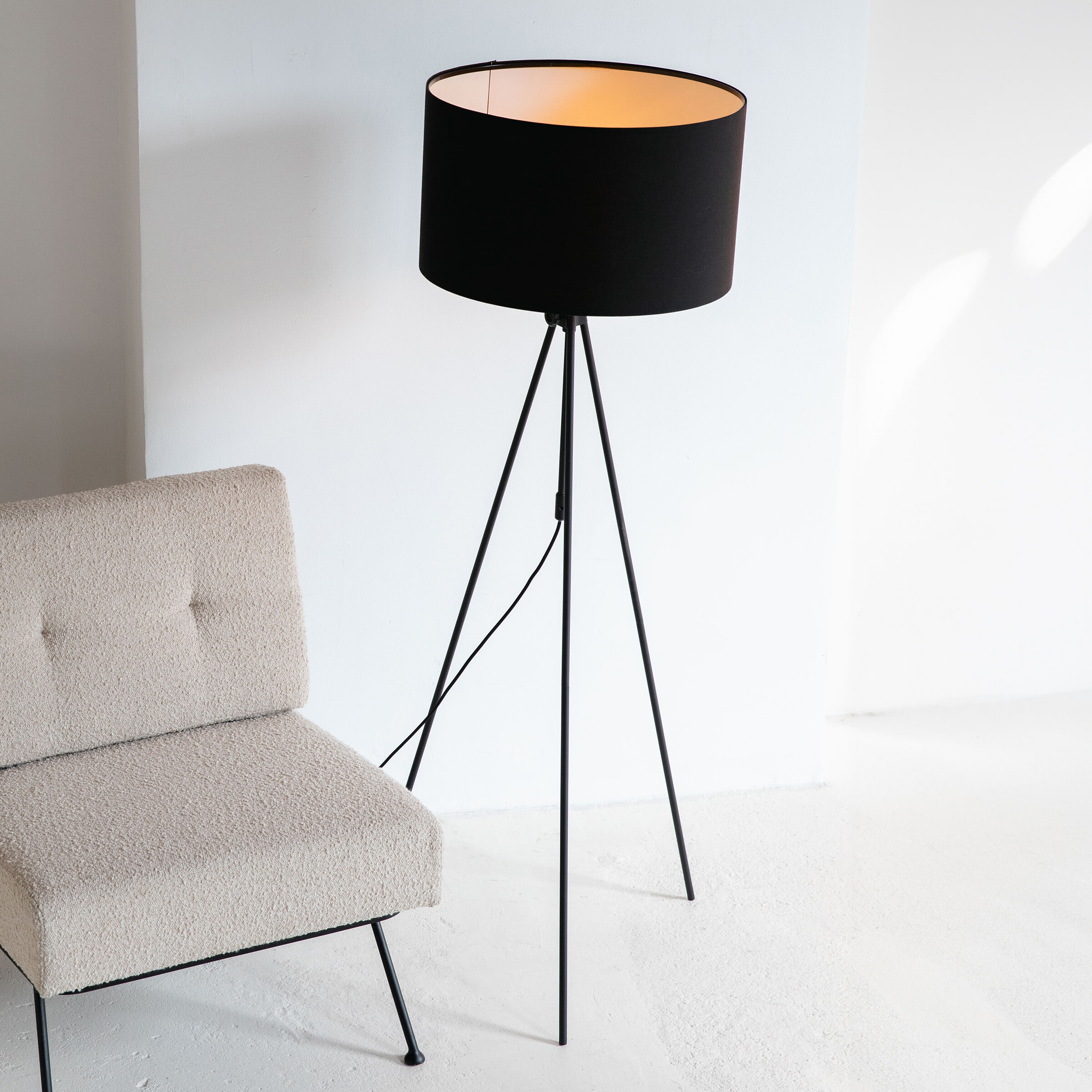 Zuiver Verstelbare Vloerlamp Lesley 153-181cm - Zwart | Zuiver