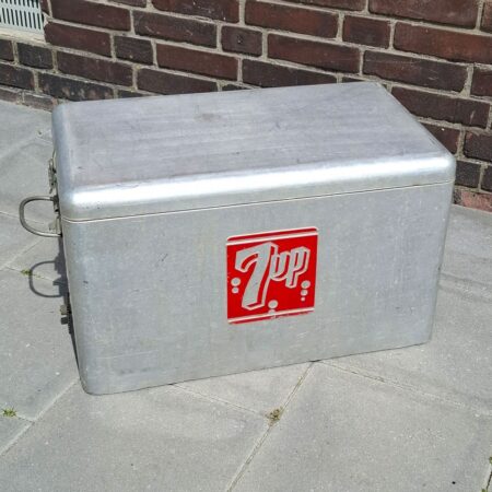7UP Koelbox Aluminium - Origineel | The Dutch Pickers