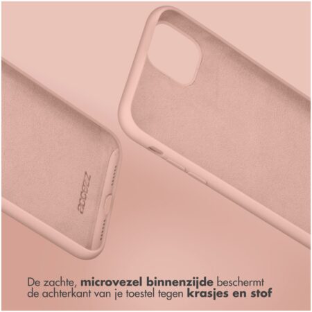 Accezz Liquid Silicone Backcover voor Samsung Galaxy S25 Plus Telefoonhoesje Roze | Accezz