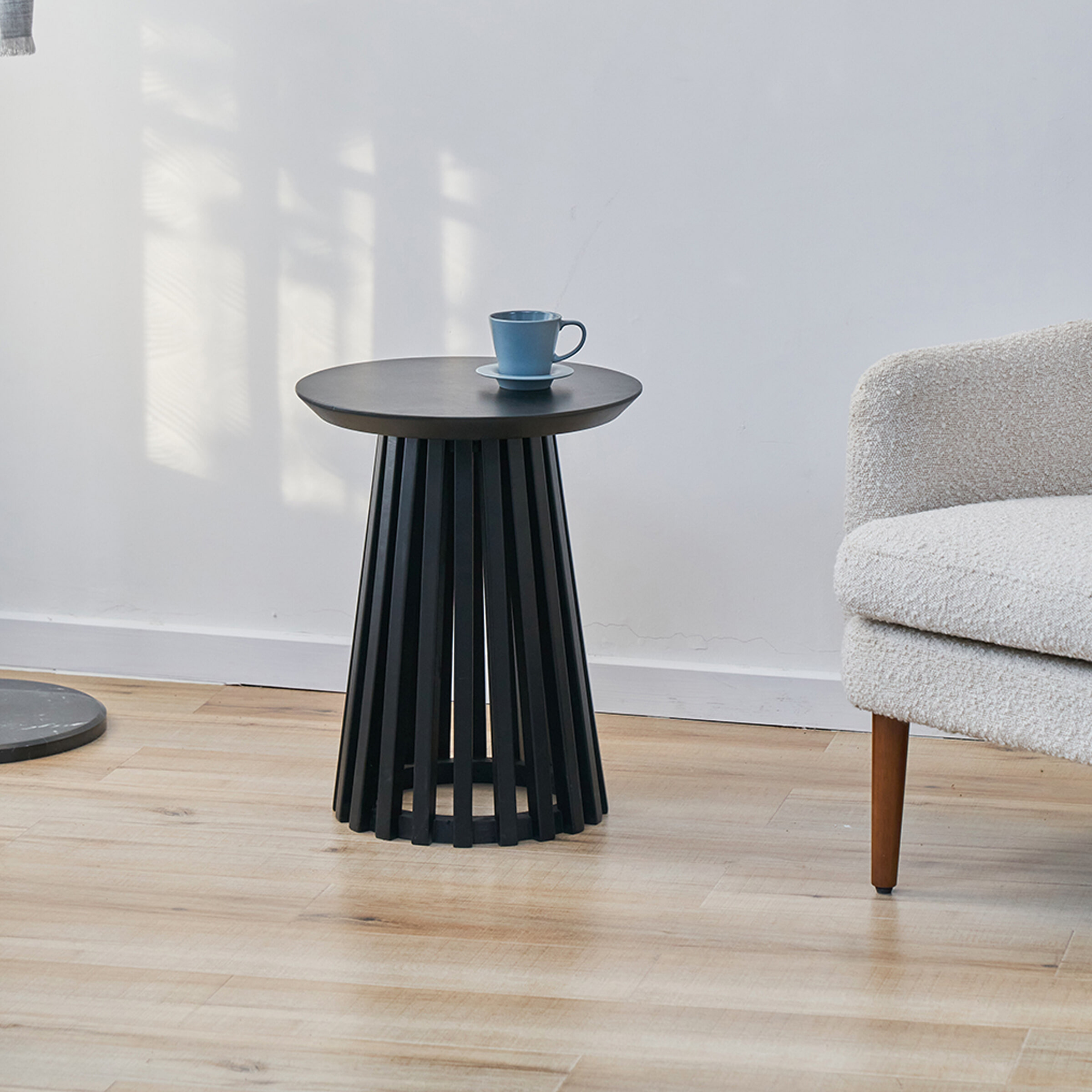 Artistiq Bijzettafel 'Nikkie' Hevea hout