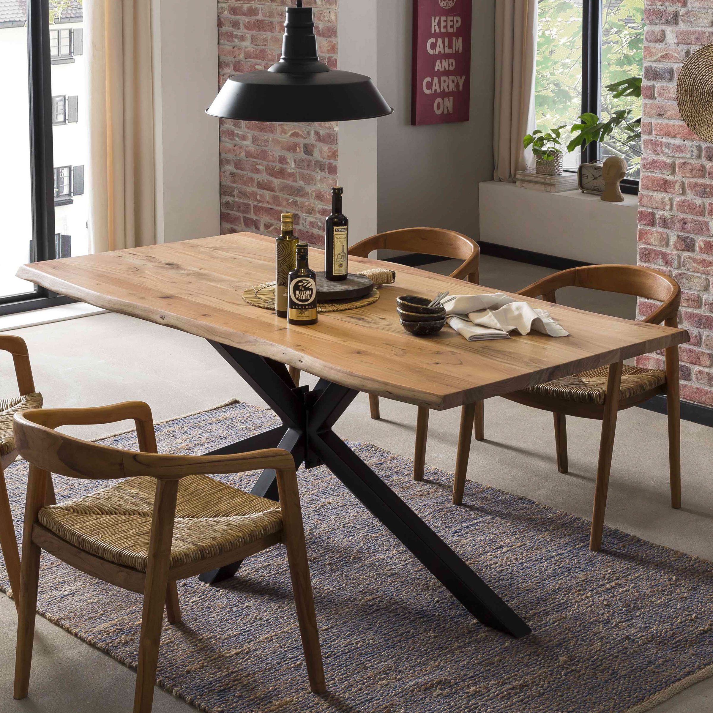 Artistiq Boomstam Eettafel 'Raynaldo' Acaciahout