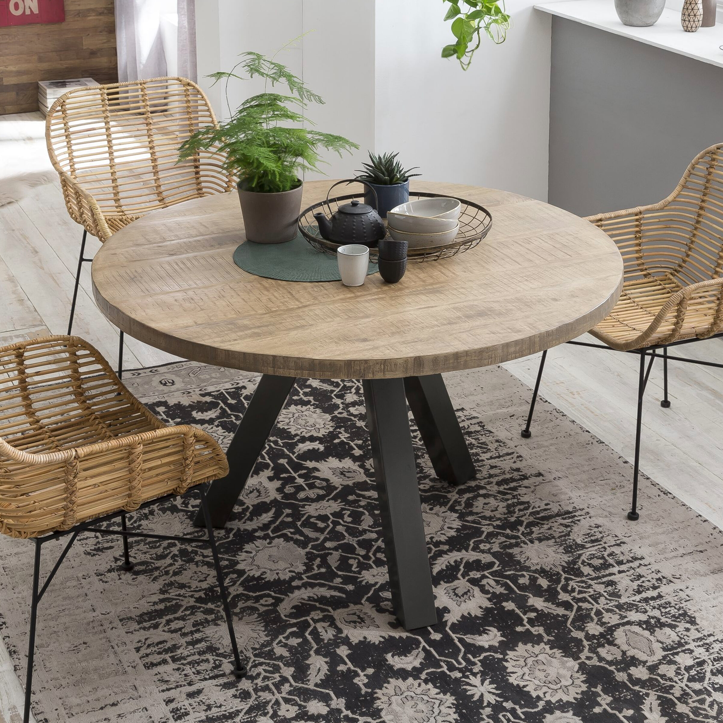 Artistiq Ronde Eettafel 'Lorence' Mangohout