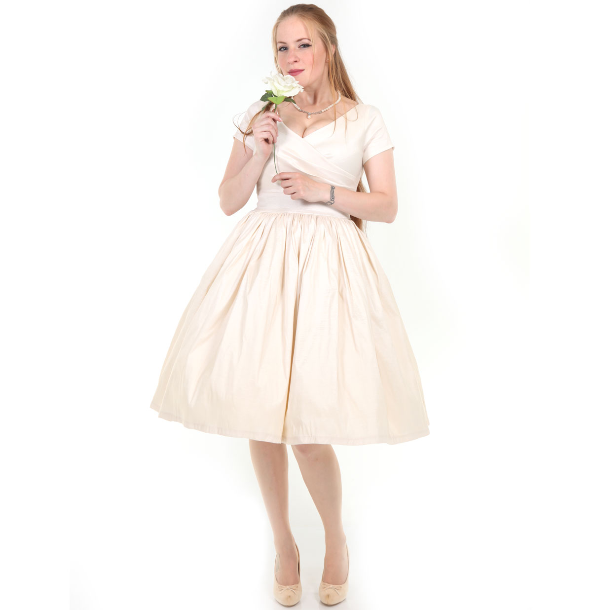 Ava Swingdress in Ivory Stretch Tafetta-M | 50% korting | Pinup Couture