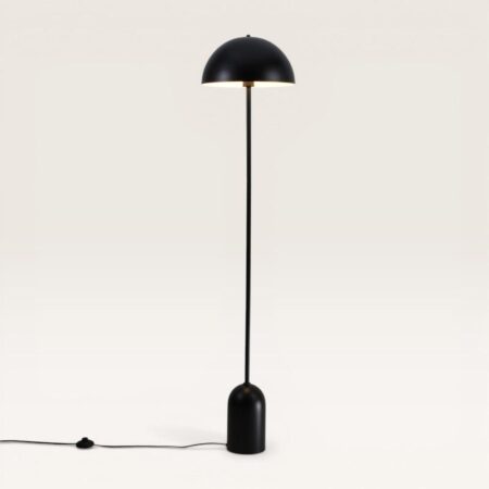 Avela - Zwarte Staande lamp Metaal - 150 cm - Woonkamer lamp - Modern design - E27 fitting - Met voetschakelaar | LUSENZ