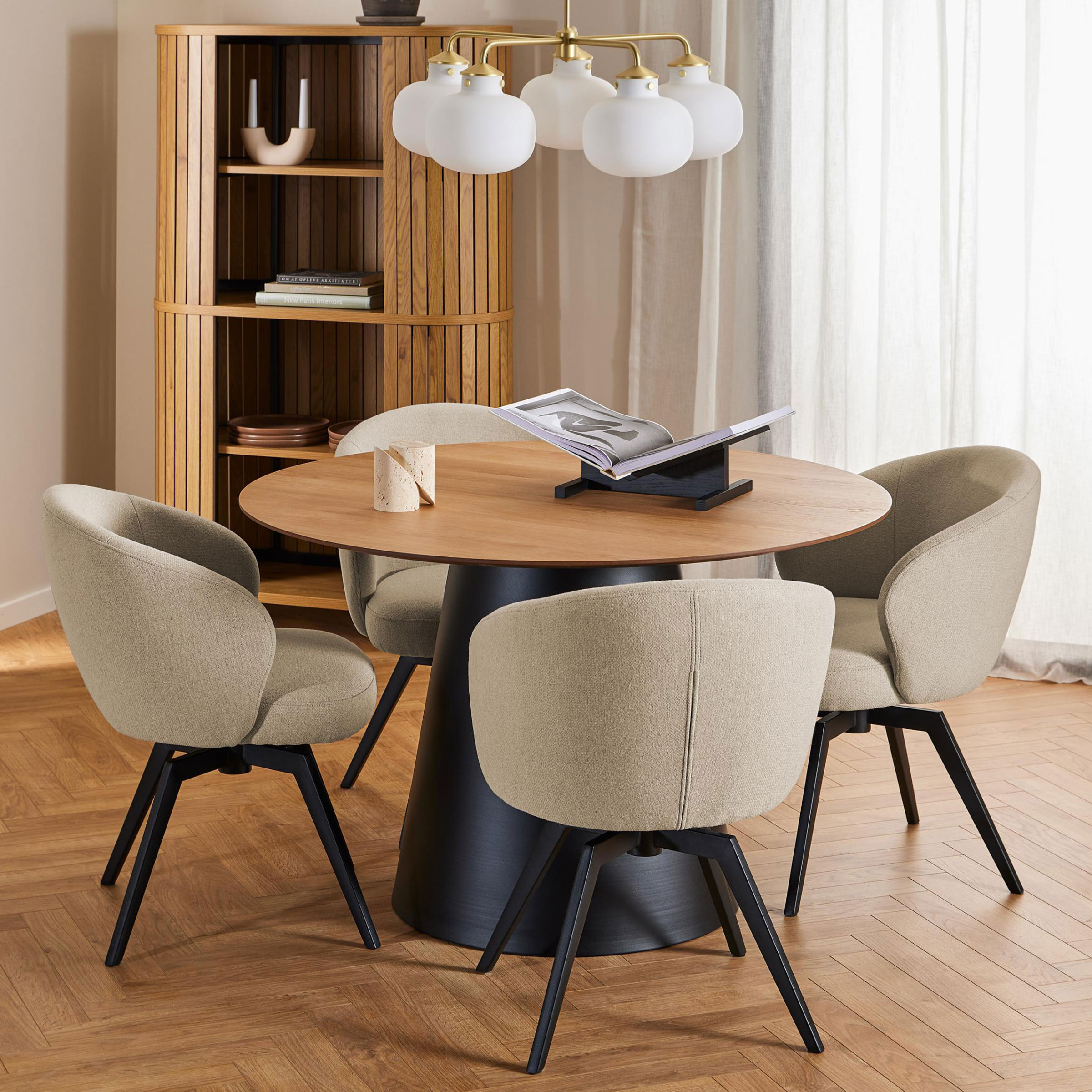 Bendt Ronde Eettafel 'Anemone' Eiken