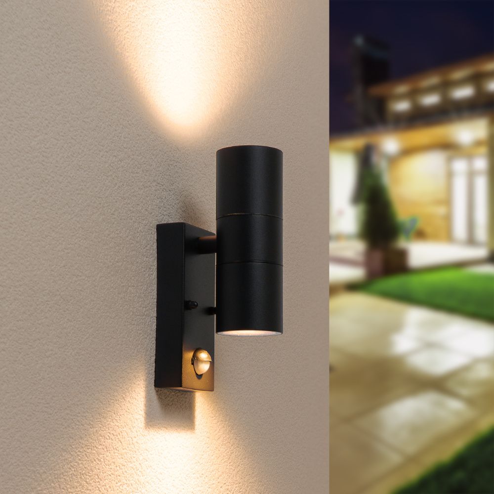 Blenda wandlamp - 2700K warm wit - Bewegingsmelder en schemerschakelaar - Zwart - IP44 spatwaterdicht - Up & Downlight voor buiten | HOFTRONIC