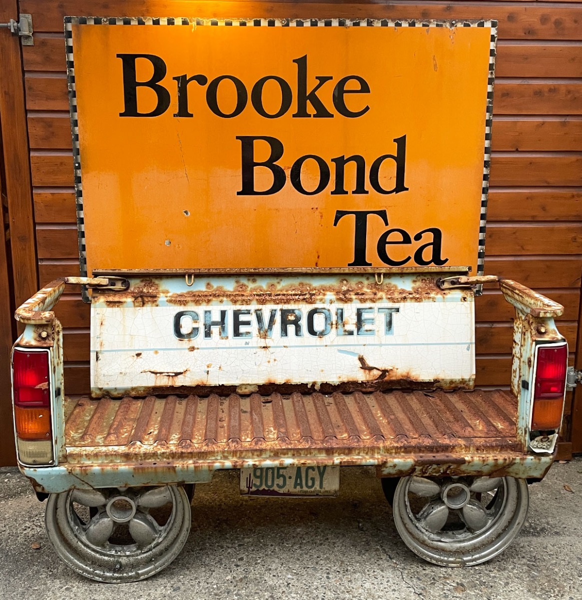 Brooke Bond Tea Emaille Bord - Groot - Origineel Vintage | The Dutch Pickers
