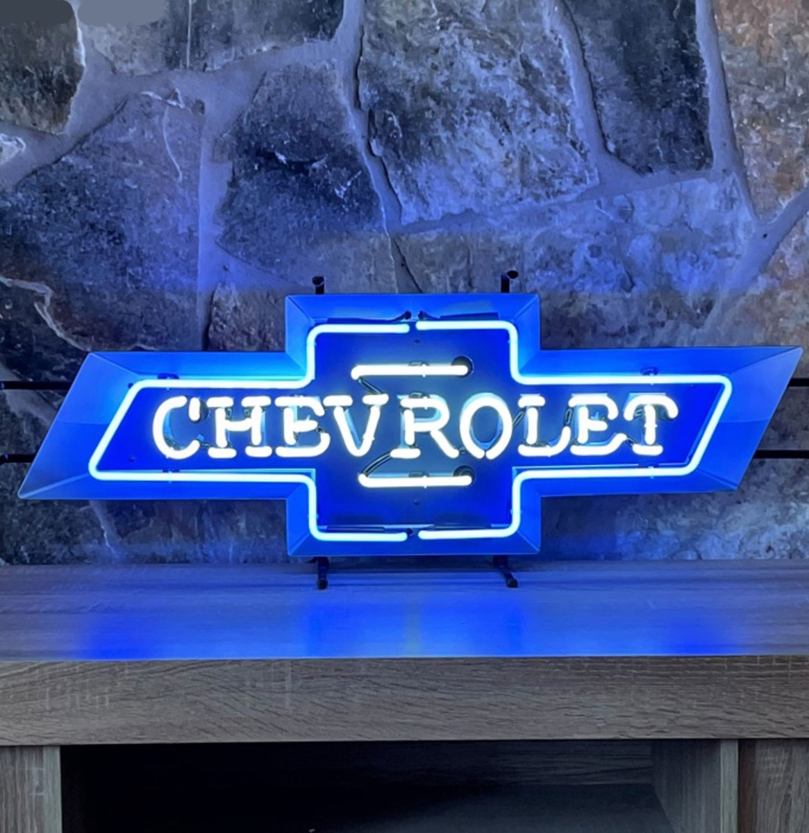 Chevrolet Bowtie Neon Verlichting 93 x 35 cm - Blauw