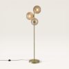 Ciotola - Gouden Staande lamp Metaal 150 cm - 3 bollen - Klassiek Vintage Design - Woonkamer lamp - E27 fitting - Met voetschakelaar - Amberkleurig glas | LUSENZ
