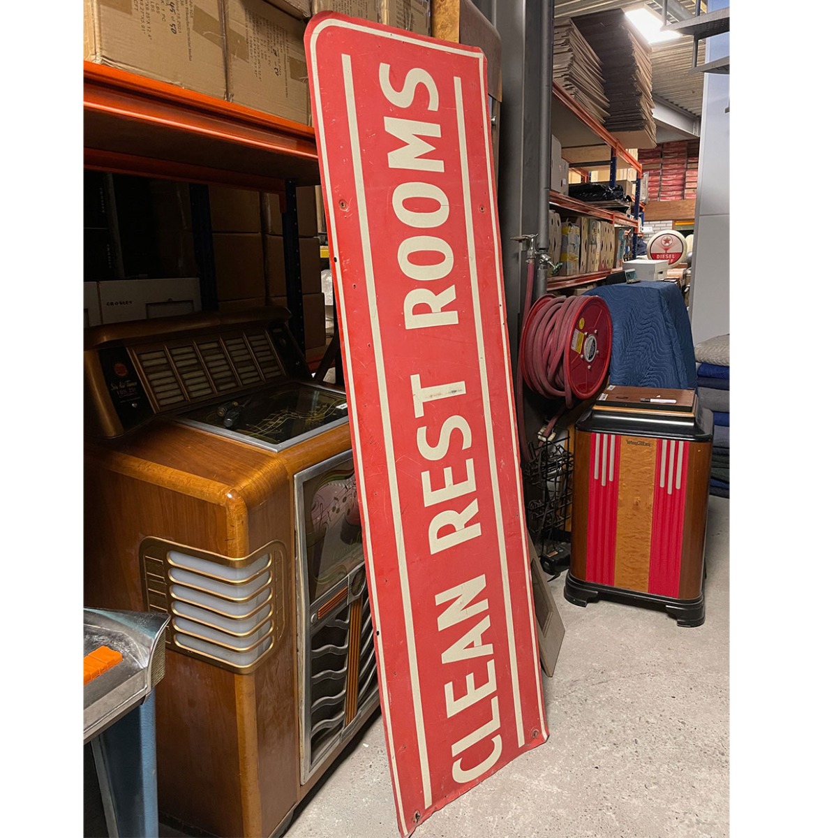 Clean Rest Rooms Groot Origineel Bord - 213 x 61cm | The Dutch Pickers