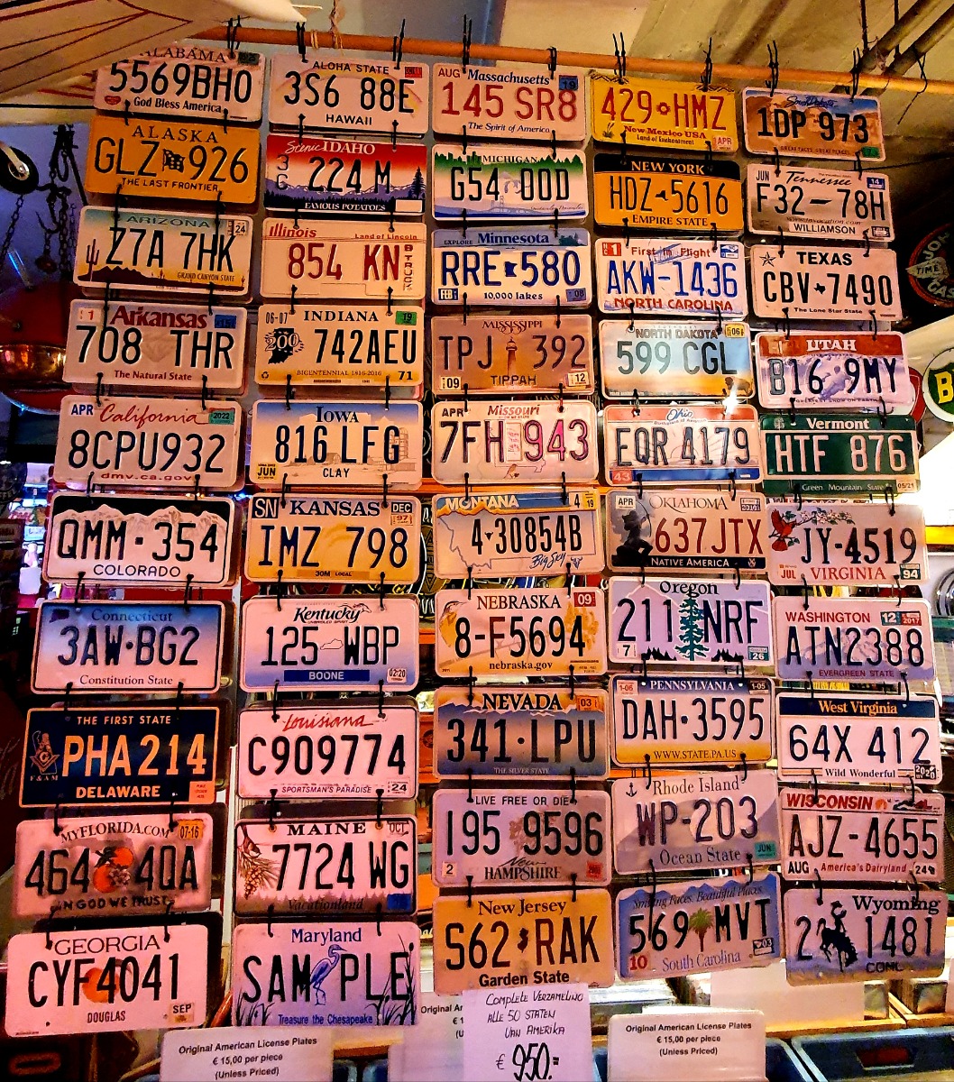Complete Original Set License Plates All 50 States USA | Fiftiesstore