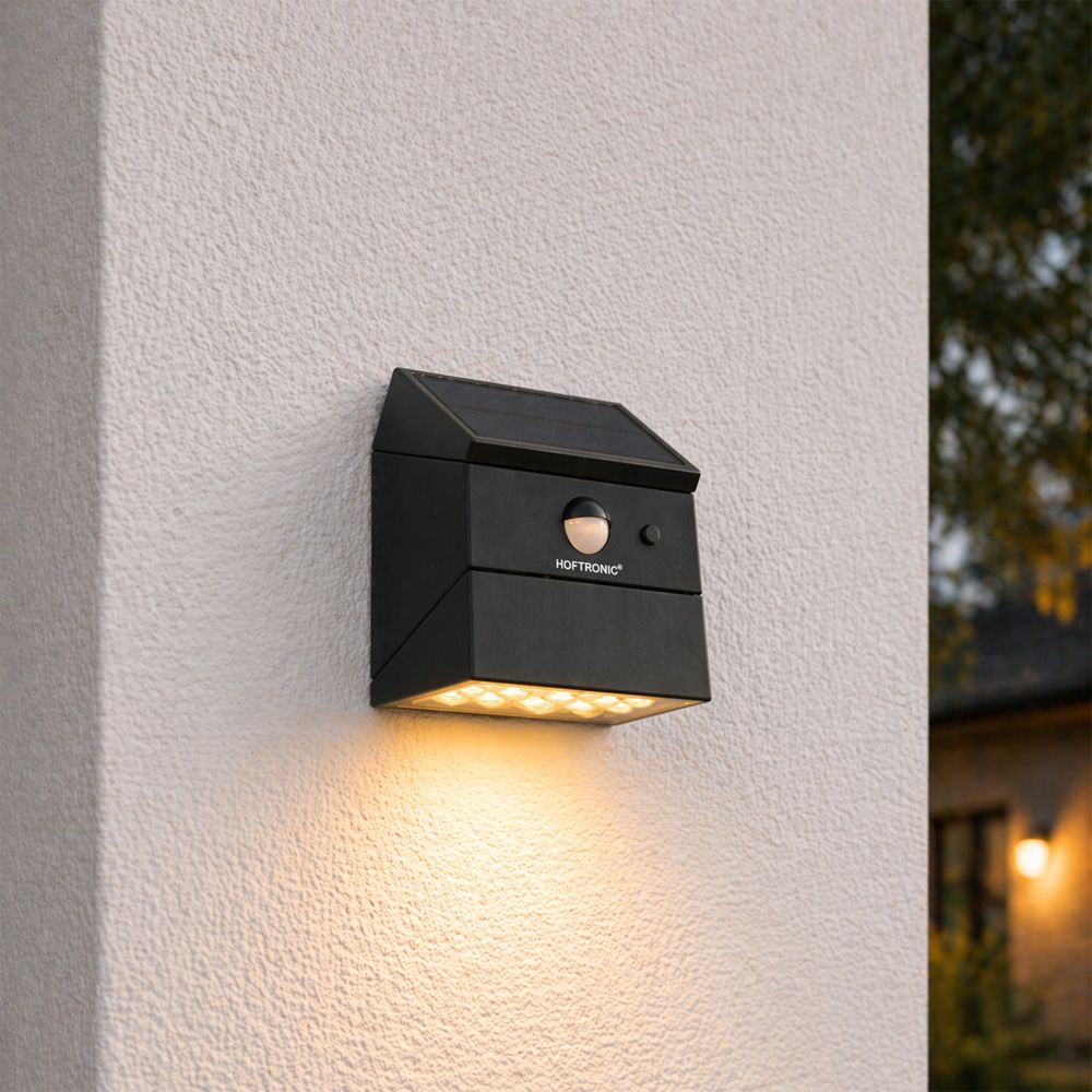 Cubos Solar LED Wandlamp met bewegingssensor - 2.5W 300lm - 2700K/4000K/6000K warm wit/neutraal wit/daglicht wit - Kantelbare lichthoek - Kantelbaar zonnepaneel - IP65 waterdicht - Zwart - Downlight | HOFTRONIC