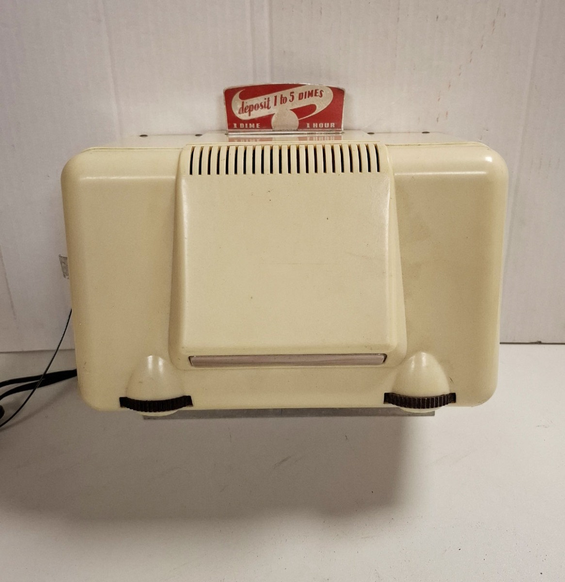 Dahlberg 49-6 Coin-Op Motel Pillow Speaker Radio (1940's) | The Dutch Pickers