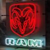 Dodge Ram Logo Neon Verlichting 60 x 60 cm - Rood