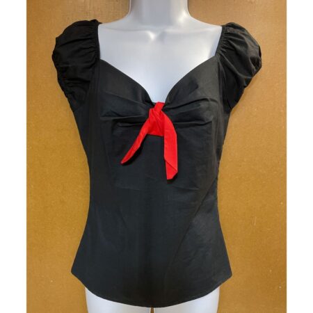 Dolores Top Zwart Met Rode Strik | 47% korting | Fiftiesstore