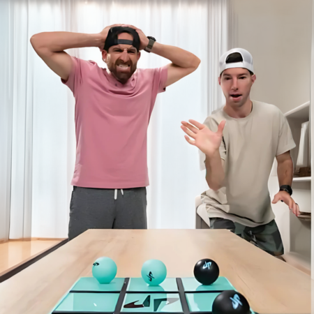Dude Perfect - Sticky Tic Tac Toe | Orange Planet