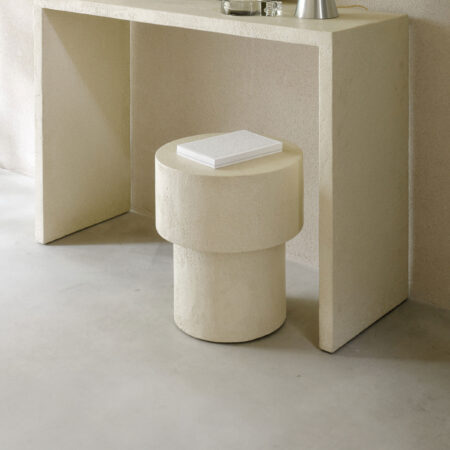 Ethnicraft Ronde Bijzettafel 'Elements' Microcement