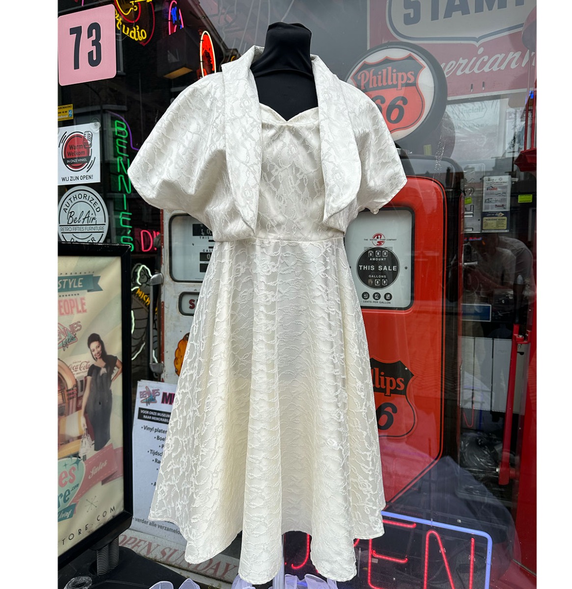 Eva Queen Satin Lace Dress With Bolero Ivory -XXXL | 60% korting | EvaQueen