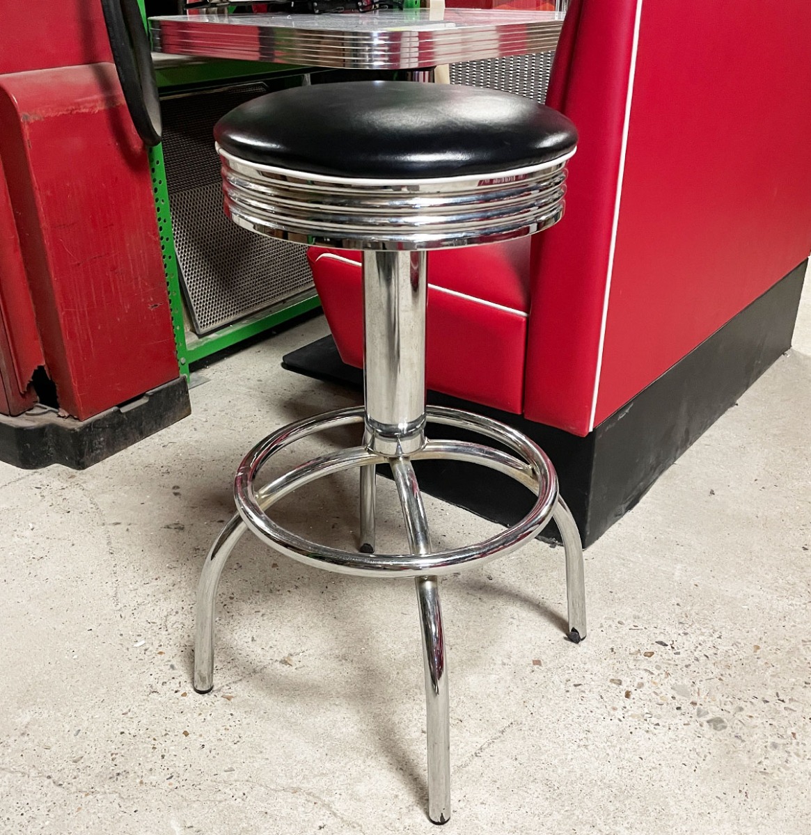 Fifties Retro Barkruk - Zwarte Skai Zitting - Chroom | 39% korting | Bel Air Retro Fifties Furniture