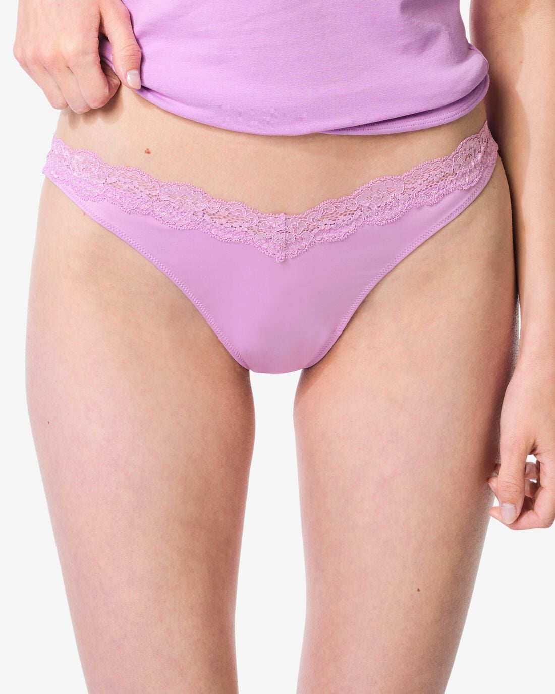 HEMA Damesbrazilian hoge beenuitsnede micro met kant violet paars (violet paars) | HEMA