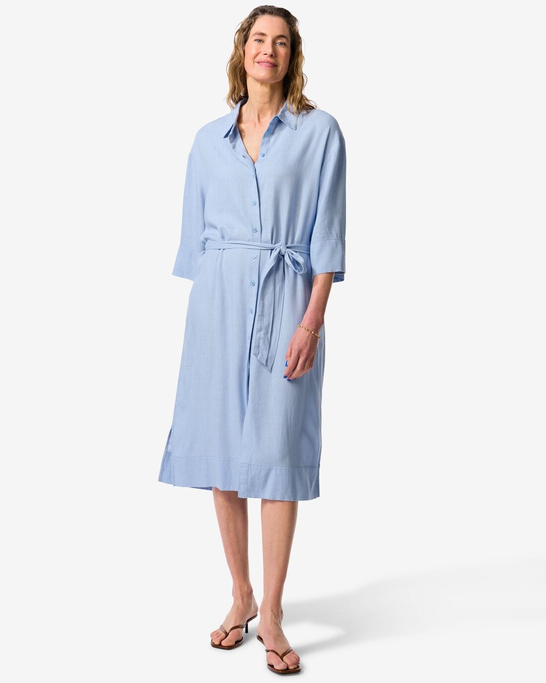 HEMA Damesjurk Dawn regular fit lichtblauw (lichtblauw) | HEMA