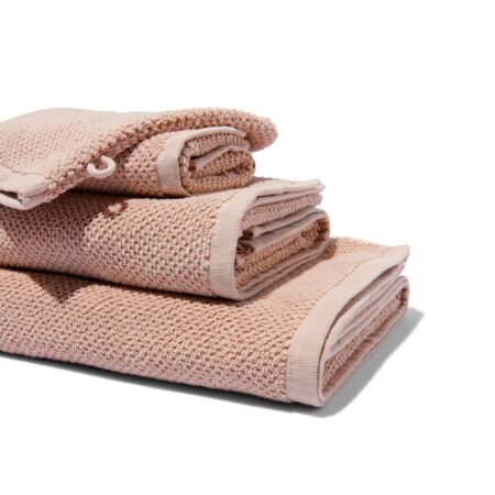 HEMA Handdoek 2e kans recycled katoen lichtroze (lichtroze) | HEMA