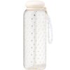 HEMA XXL waterfles 1150ml met bandje hartjes (gebroken wit) | HEMA
