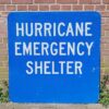 Hurricane Emergency Shelter Straat Bord - 91 x 91cm - Origineel (1) | The Dutch Pickers