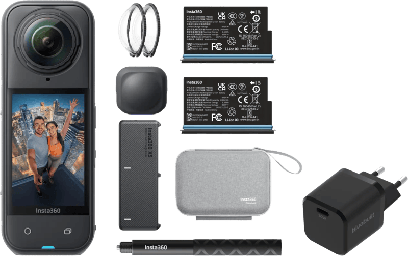 Insta360 X5 Essentials Bundle + Bluebuilt Charger