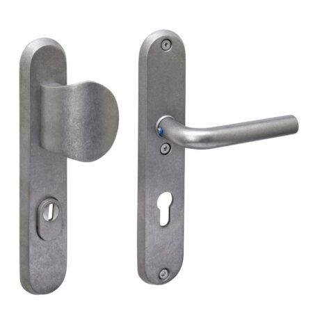 Intersteel SKG3 veiligheidsbeslag ovaal greep/klink Luzern met kerntrekbeveiliging rvs getrommeld PC 72mm | Intersteel