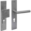 Intersteel SKG3 veiligheidsbeslag rechthoekig greep/klink Luzern met kerntrekbeveiliging rvs getrommeld PC 72mm | Intersteel