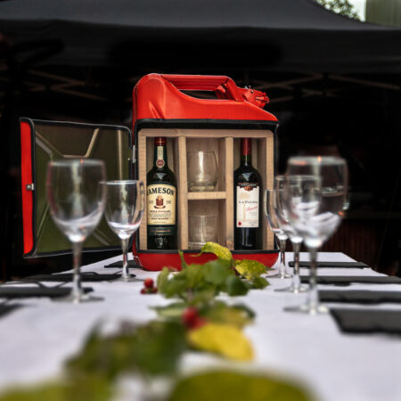 Jerrycan His & Hers Bar - Rood - Uniek geschenkidee - Praktisch en Stijlvol - Ideaal als cadeau' | DESIGNED BY MAN