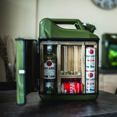 Jerrycan bar groen - Draagbare Drankkast | DESIGNED BY MAN