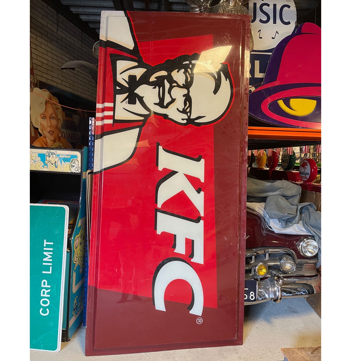 KFC Groot Plastic Bord - Origineel - 300 x 138cm | The Dutch Pickers