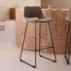 Kave Home Barkruk 'Zahara' kleur Bruin (zithoogte 65cm) | Kave Home