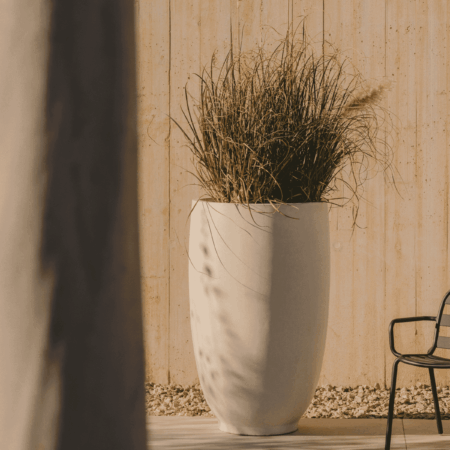 Kave Home Plantenpot 'Aiguablava' 120cm hoog