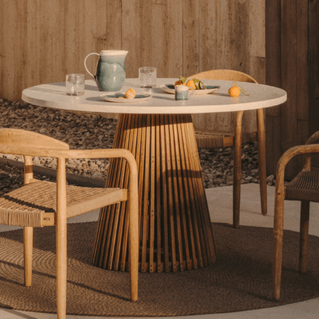 Kave Home Ronde Eettafel 'Alcaufar' Cement en Teakhout
