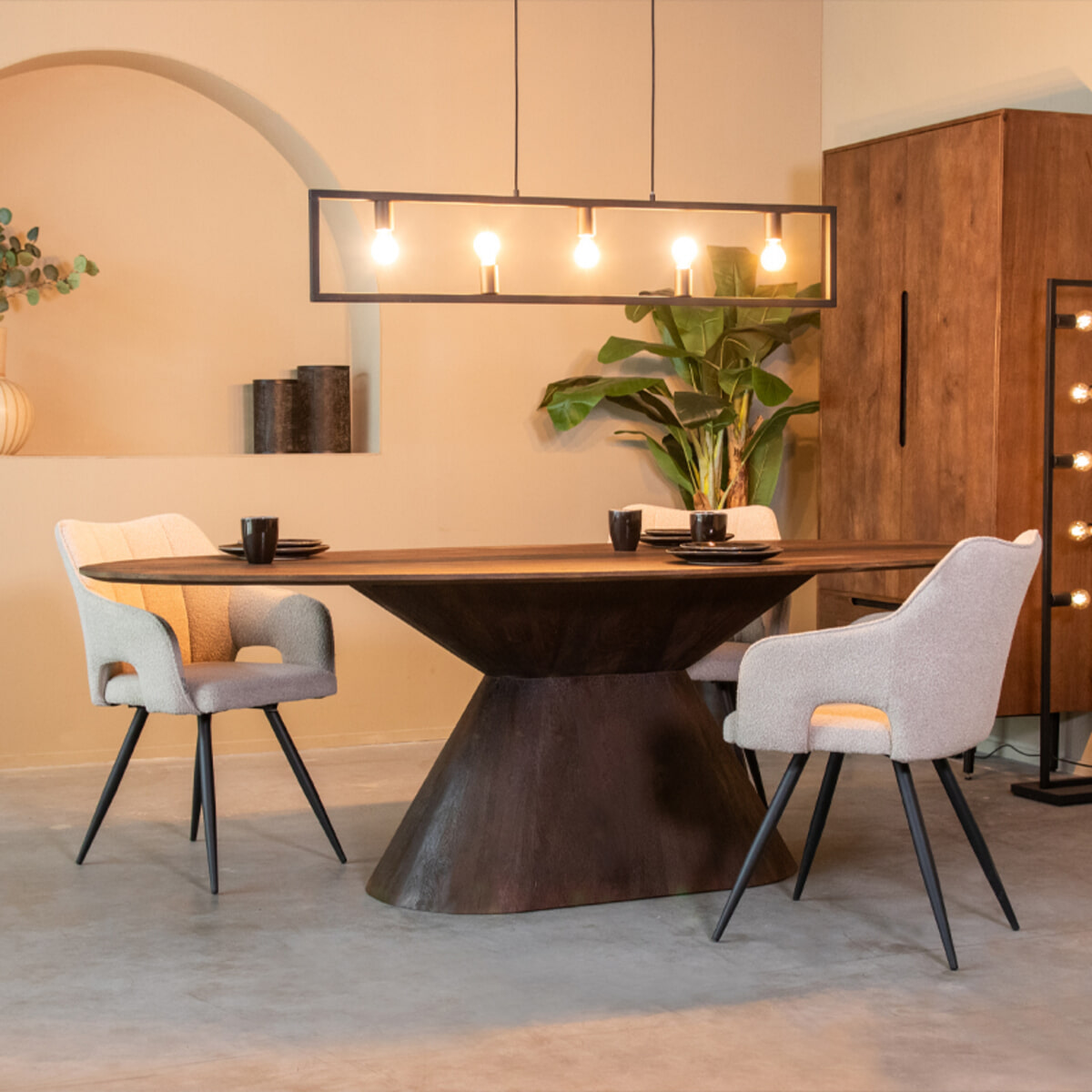 LABEL51 Ovale Eettafel 'Jagger' Espresso Mangohout