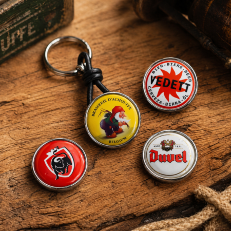 La Chouffe Sleutelhanger - Verwisselbare Drukknop | MegaGadgets.nl