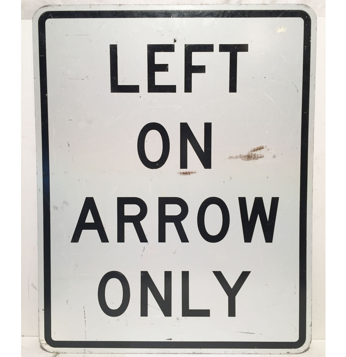 Left On Arrow Only Straatbord - Origineel | The Dutch Pickers