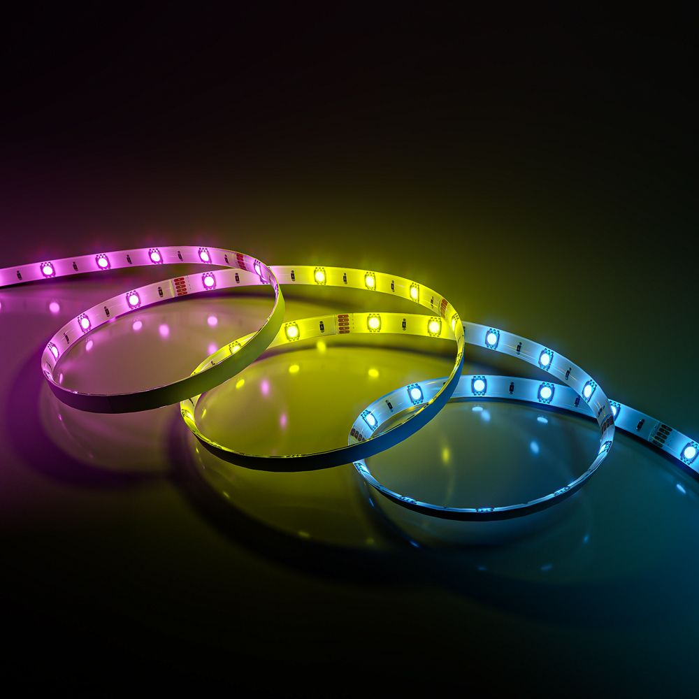 Liora Smart LED Strip 5m - Wifi & Bluetooth - RGBIC - Met afstandsbediening - IP44 voor binnen en buiten - SMD 5050 - 30 LEDs/m | HOFTRONIC