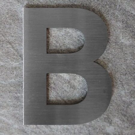 Logixbox zelfklevende huisletter Bold 75mm. - RVS | Logixbox