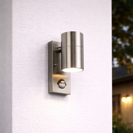 Mason wandlamp - 4000K neutraal wit - Bewegingsmelder en schemerschakelaar - IP44 spatwaterdicht - Spotlight voor binnen en buiten - RVS | HOFTRONIC