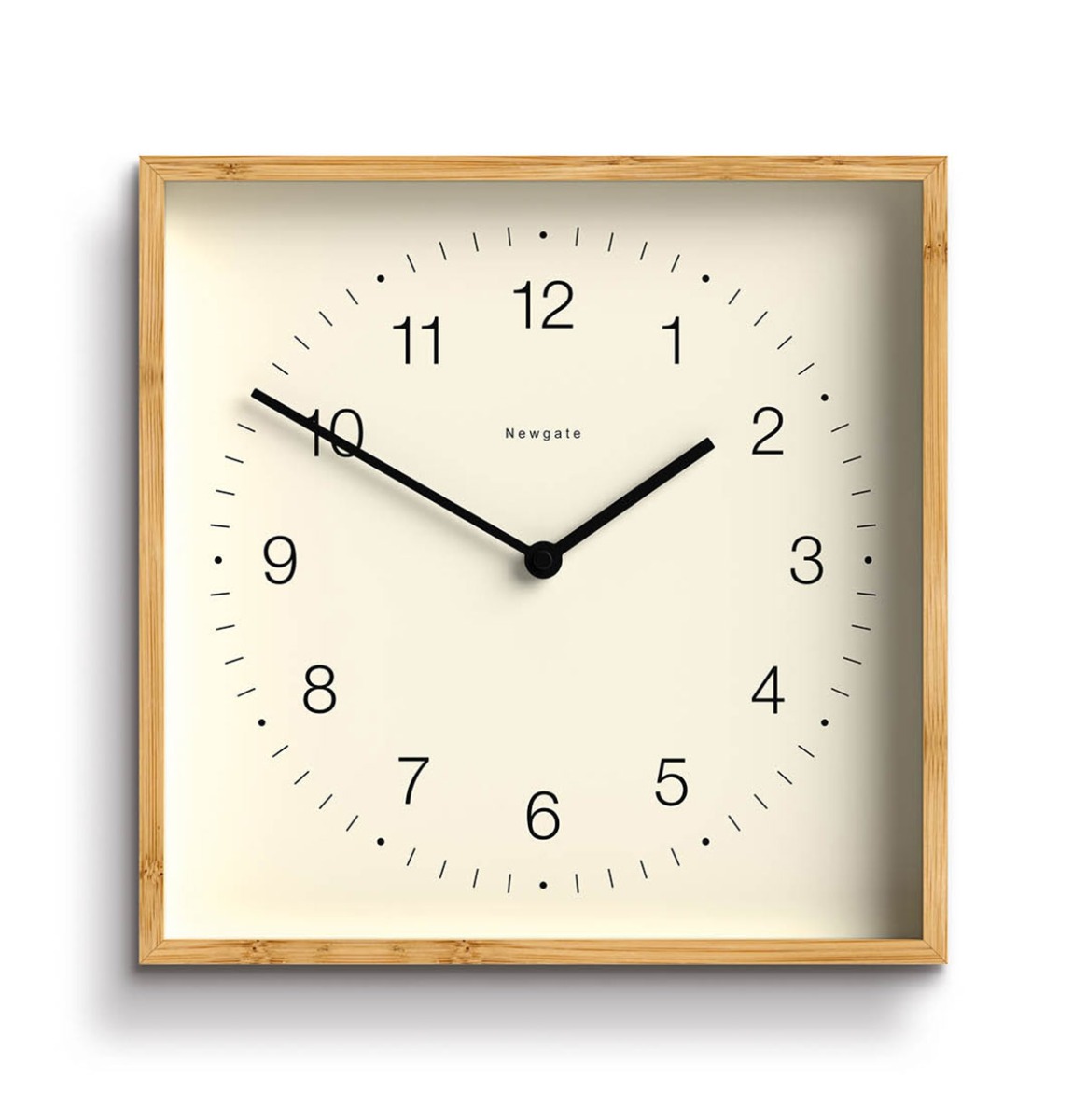Newgate Fiji Wandklok in Bamboe - Numbers | Fiftiesstore