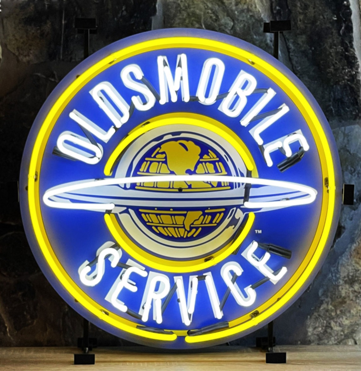 Oldsmobile Neon verlichting met Achterplaat - Ø60cm | Fiftiesstore